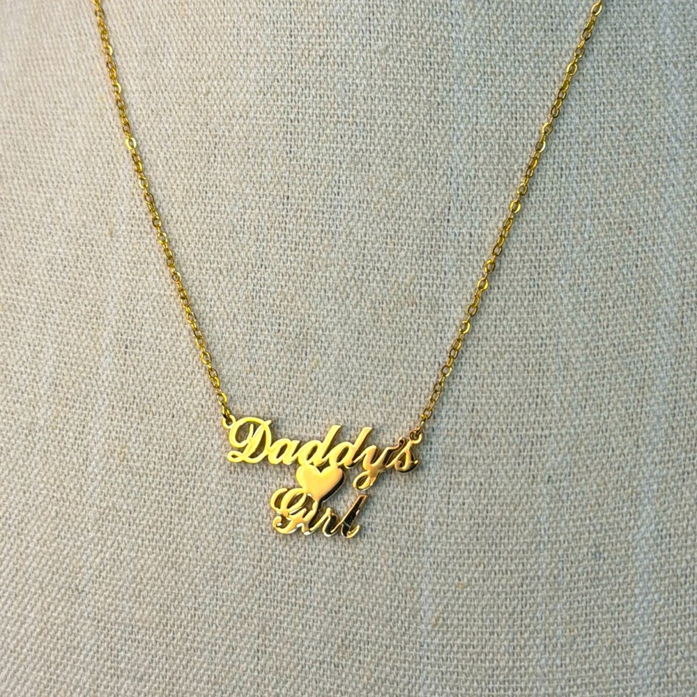 WATERPROOF “Daddy’s Girl” 18kt gold plated stainless necklace on 18.5” chain - Picture 3 of 7